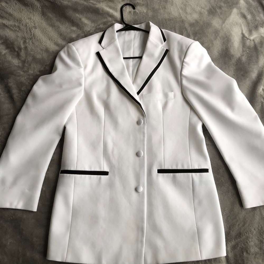 Blazer TUXEDO JUNCTION White!!!